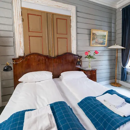 Gjestehuset Ibsen 3*