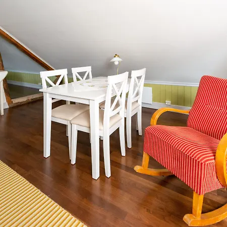 Gjestehuset Ibsen Oda ve Kahvaltı