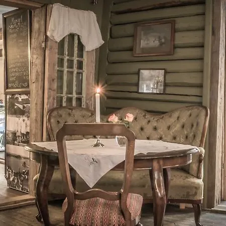 Bed & Breakfast Gjestehuset Ibsen
