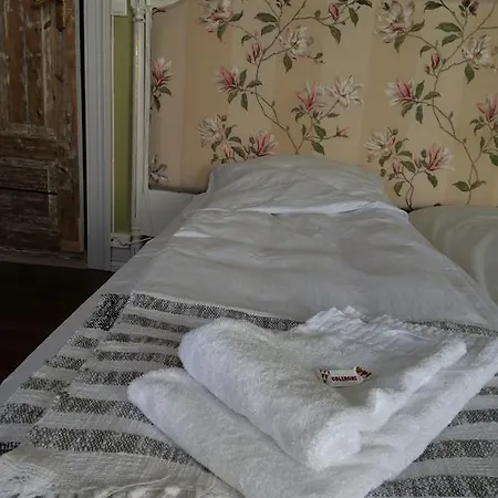 Gjestehuset Ibsen Oda ve Kahvaltı