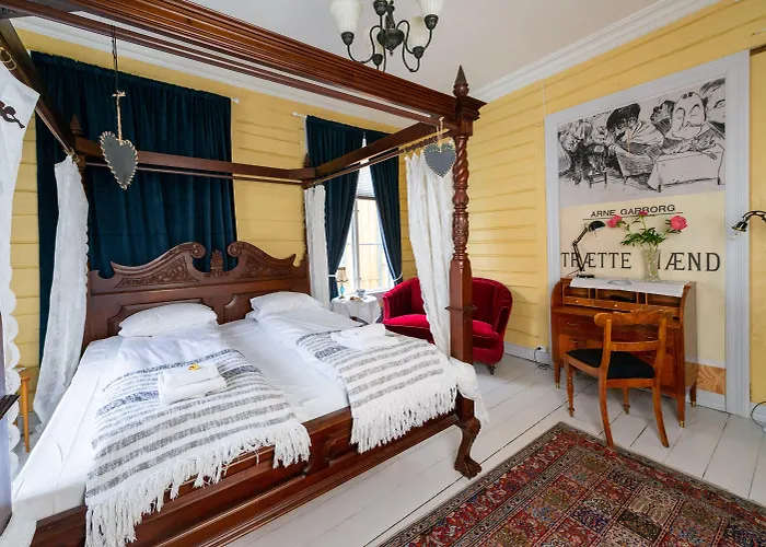 Gjestehuset Ibsen Bed & Breakfast 3*