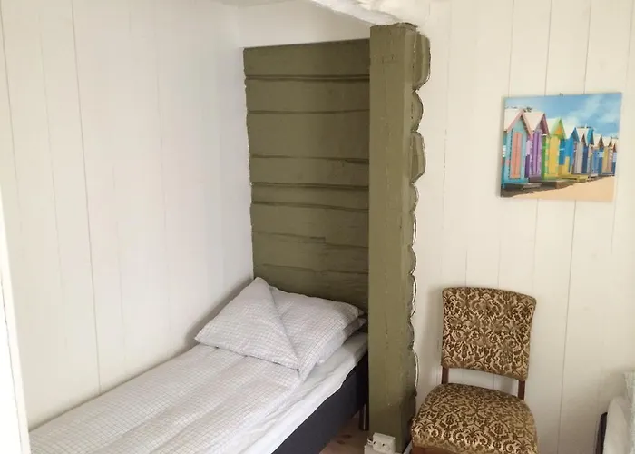 Gjestehuset Ibsen Bed & Breakfast 3*