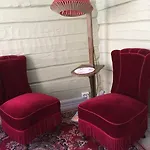 Gjestehuset Ibsen לינה וארוחת בוקר גרימסטאד