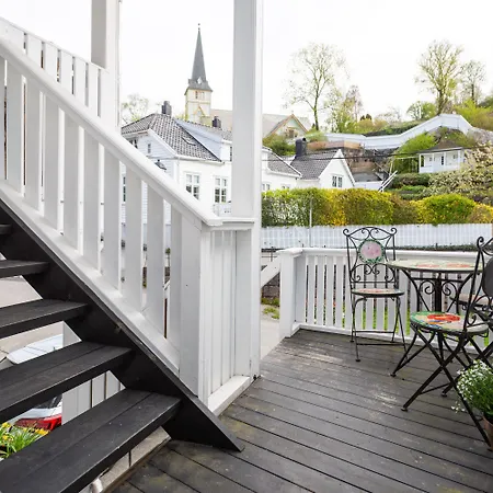 Gjestehuset Ibsen 3* Grimstad (Aust-Agder)